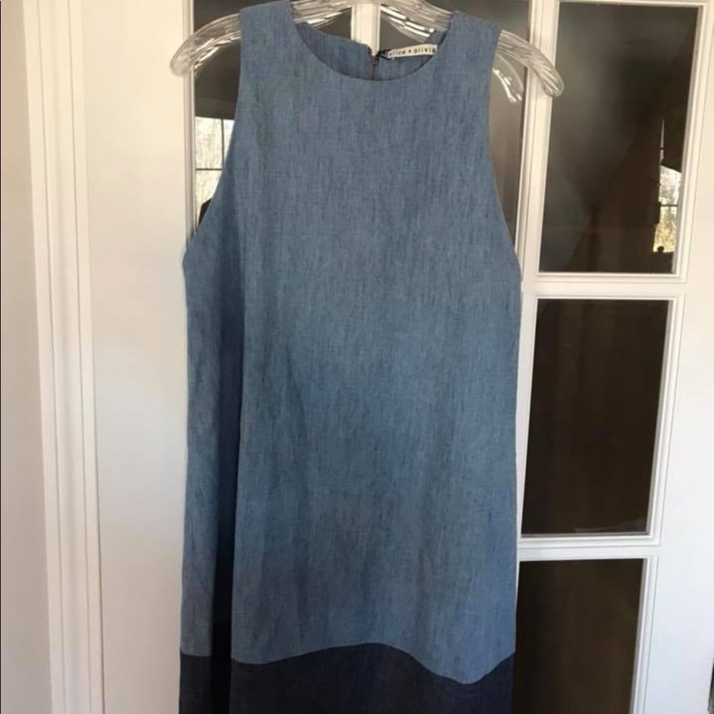 NWT Alice + Olivia chambray trapeze style dress
